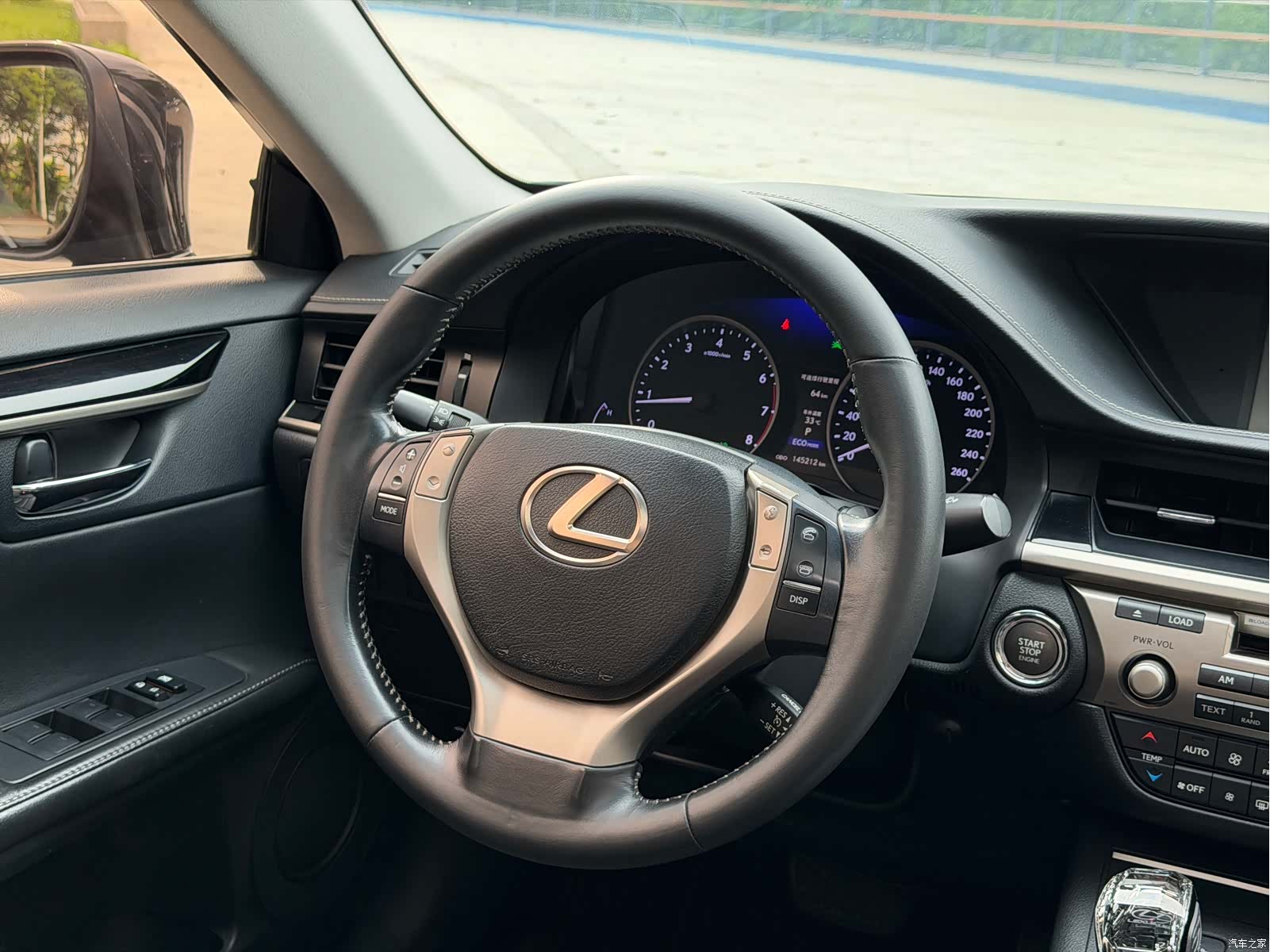 Lexus ES, 2012 7