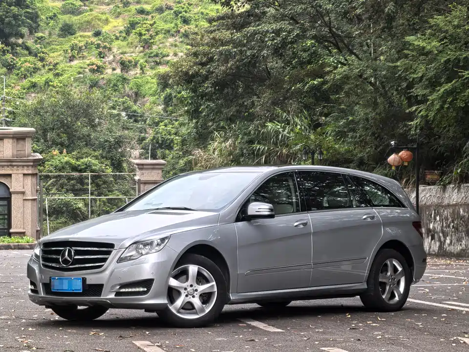 Mercedes-Benz R-class