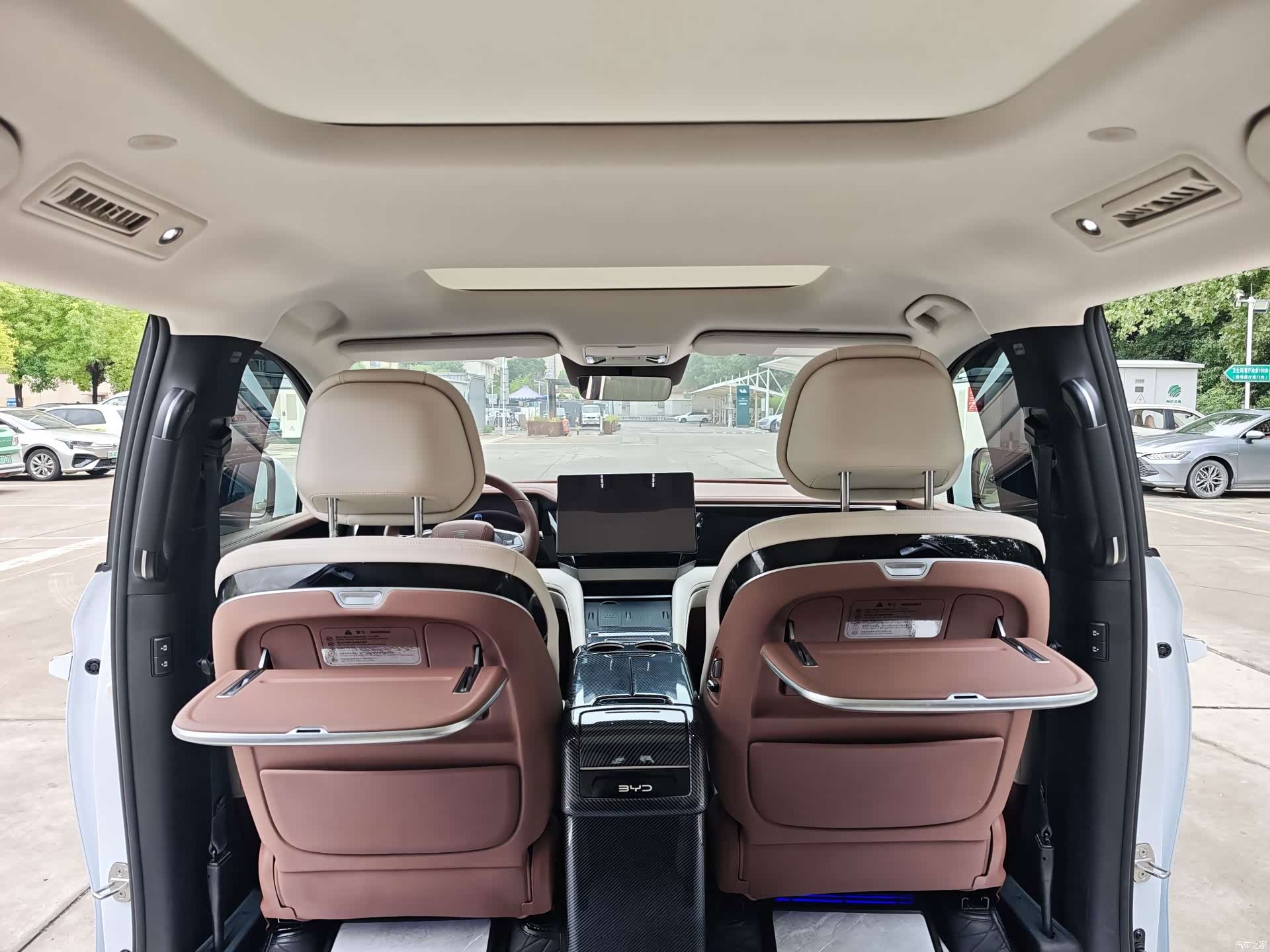 BYD Xia, 2025 10
