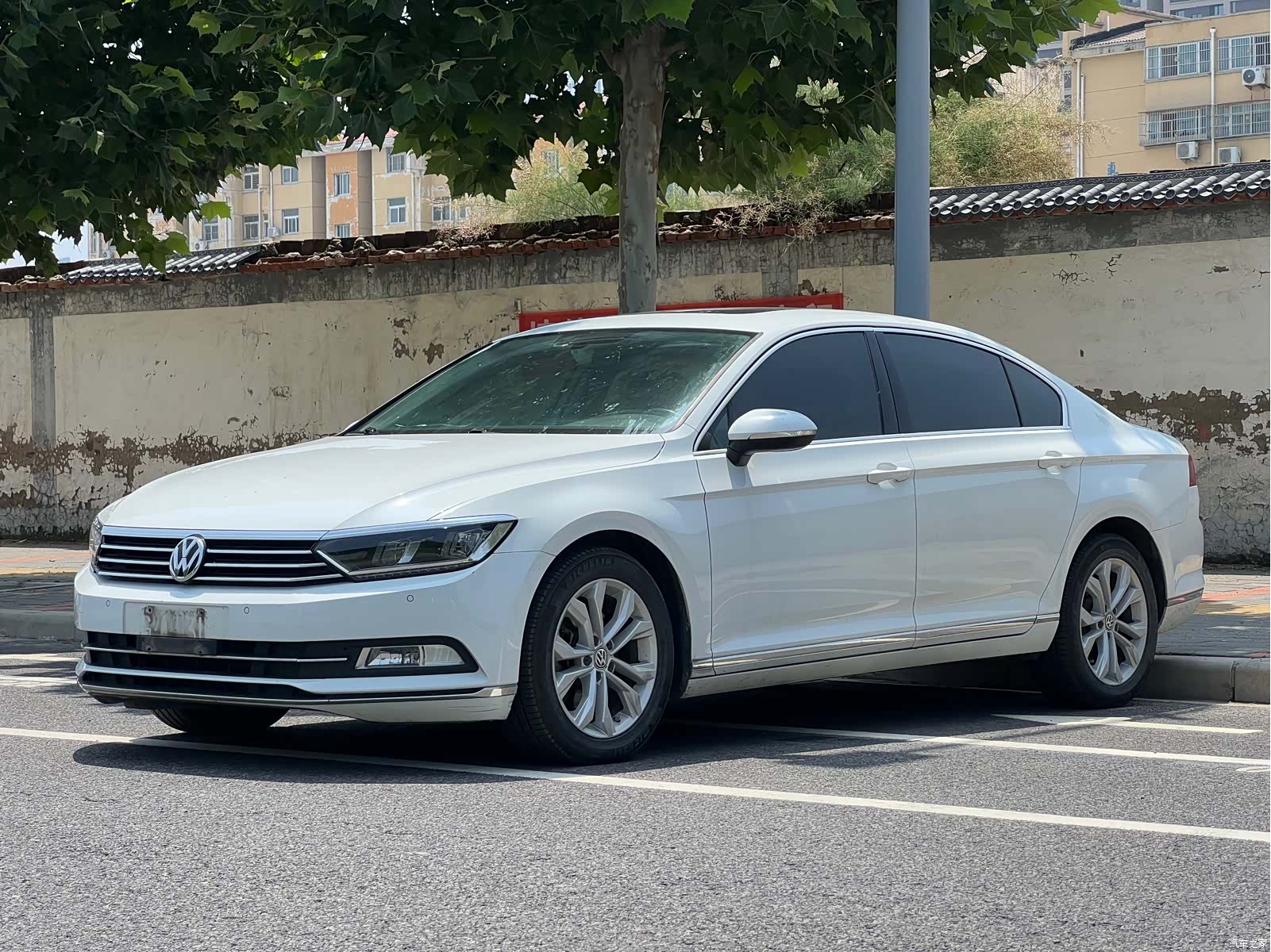 Volkswagen Magotan, 2017 1