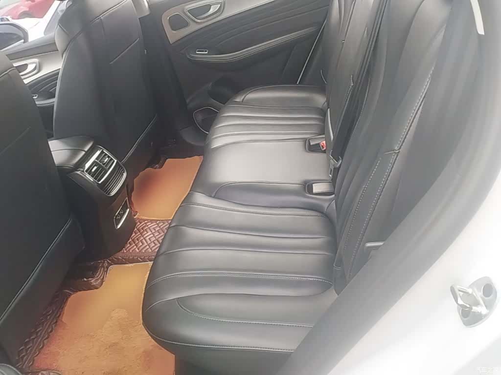 Roewe RX5, 2020 17