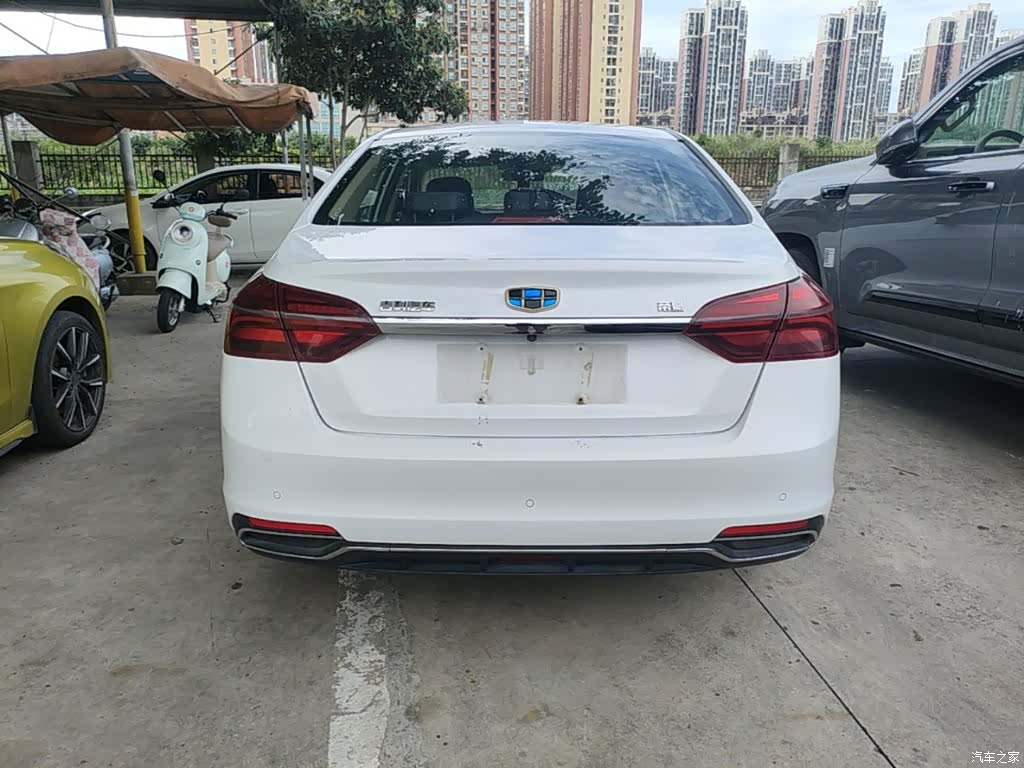 Geely Emgrand, 2018 6