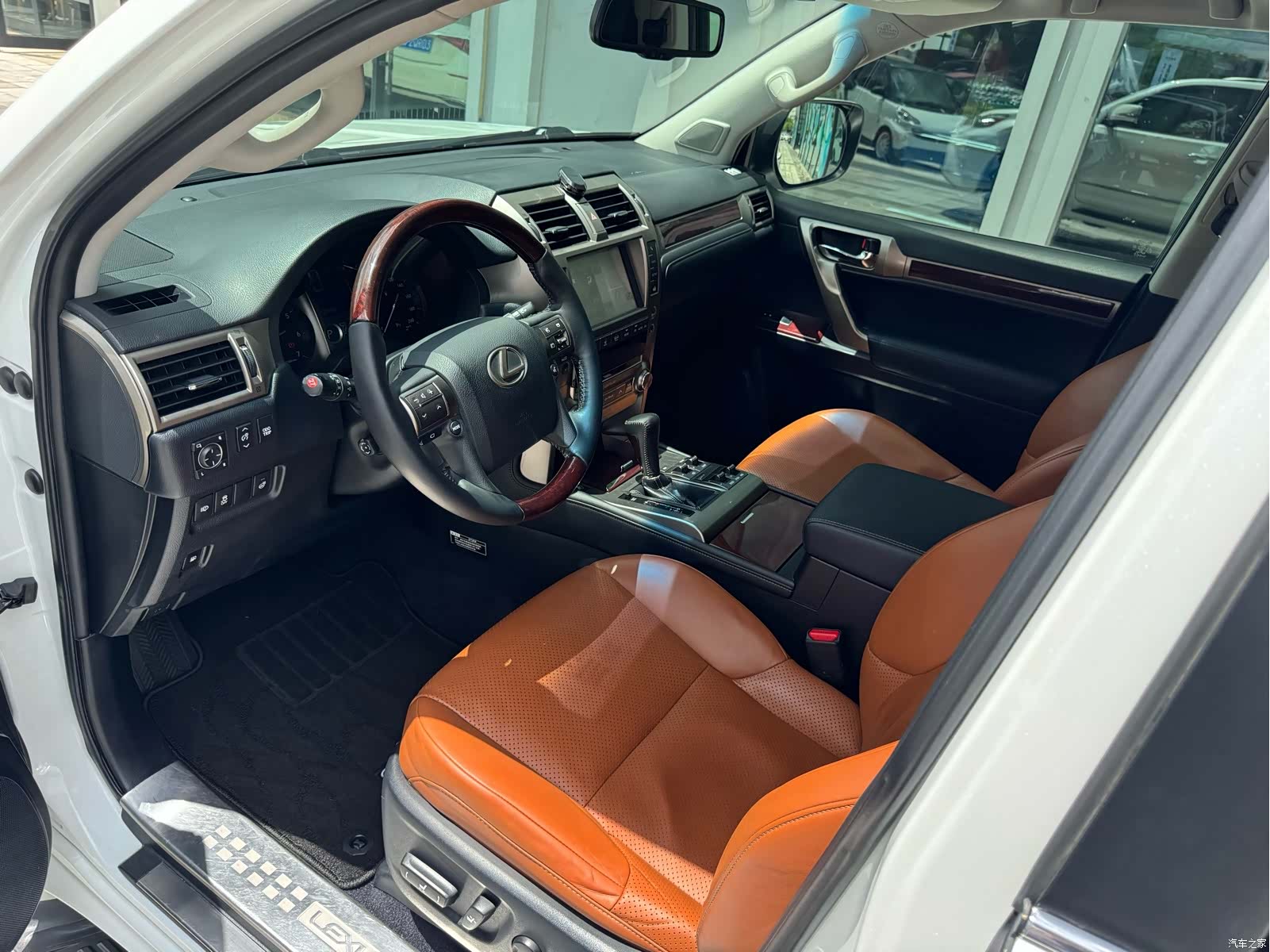 Lexus GX, 2016 10