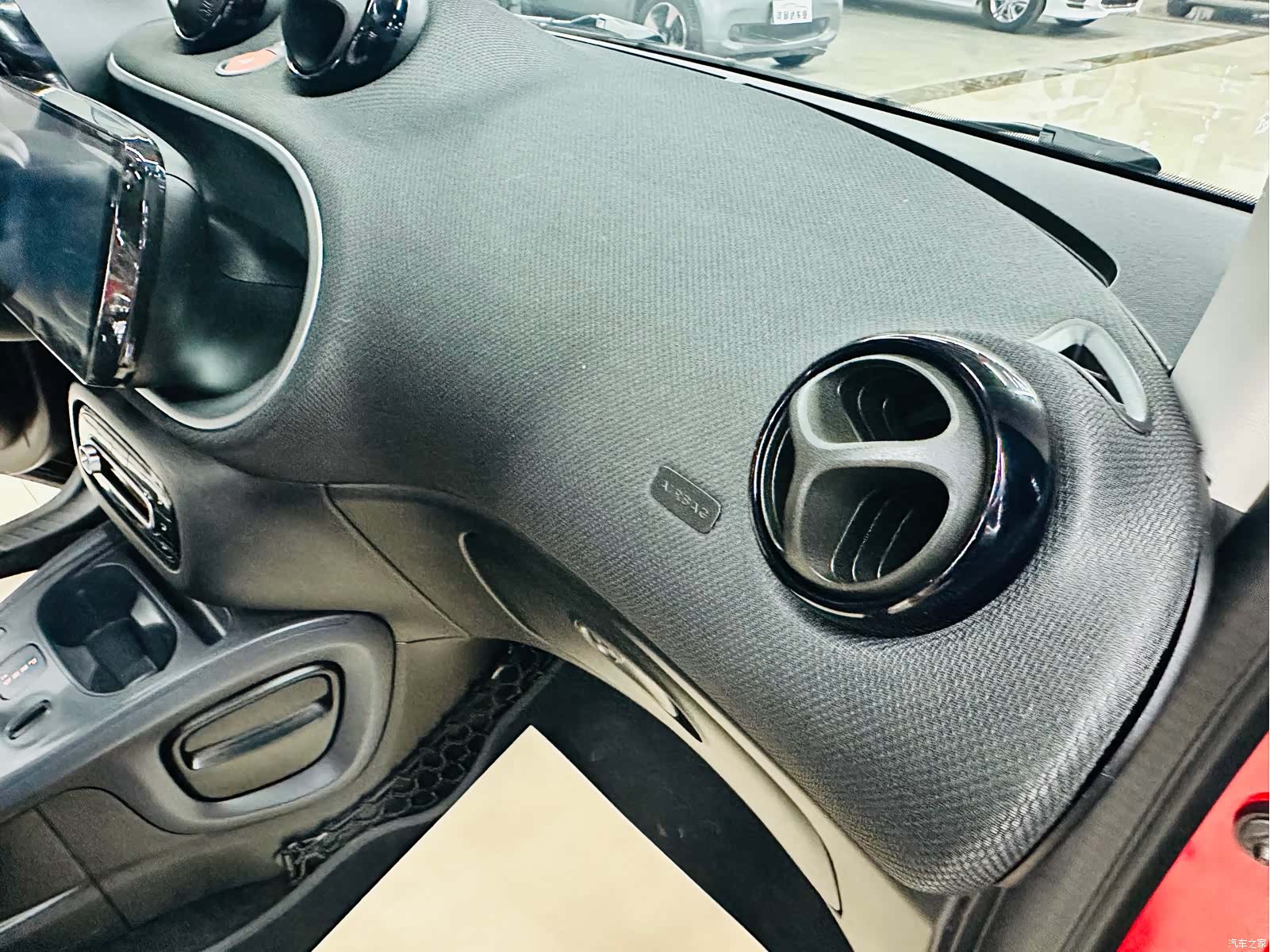 Smart Fortwo, 2019 23