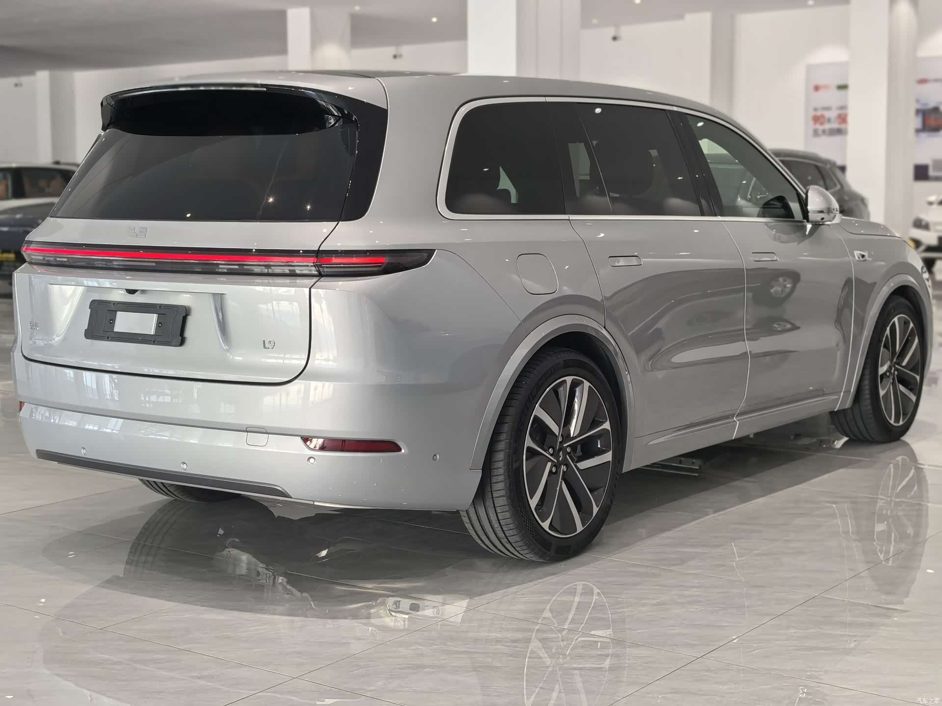 Li Auto L9, 2024 4
