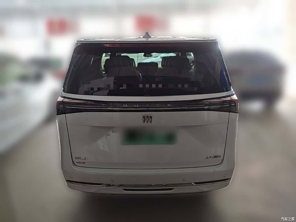 Buick GL8, 2025 10