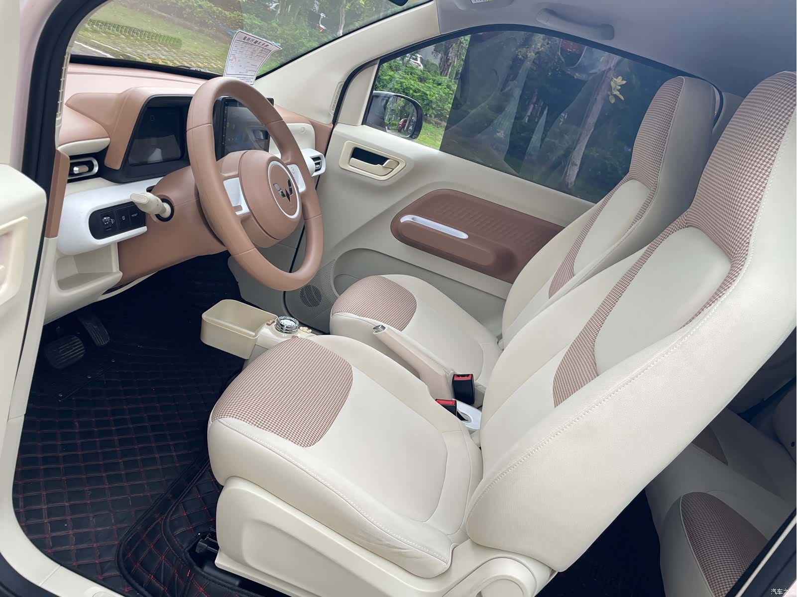 Wuling MINIEV, 2025 4