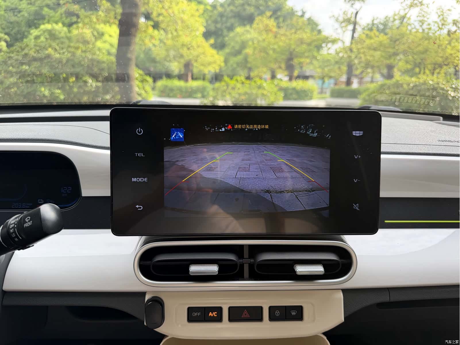 Geely Panda, 2025 10