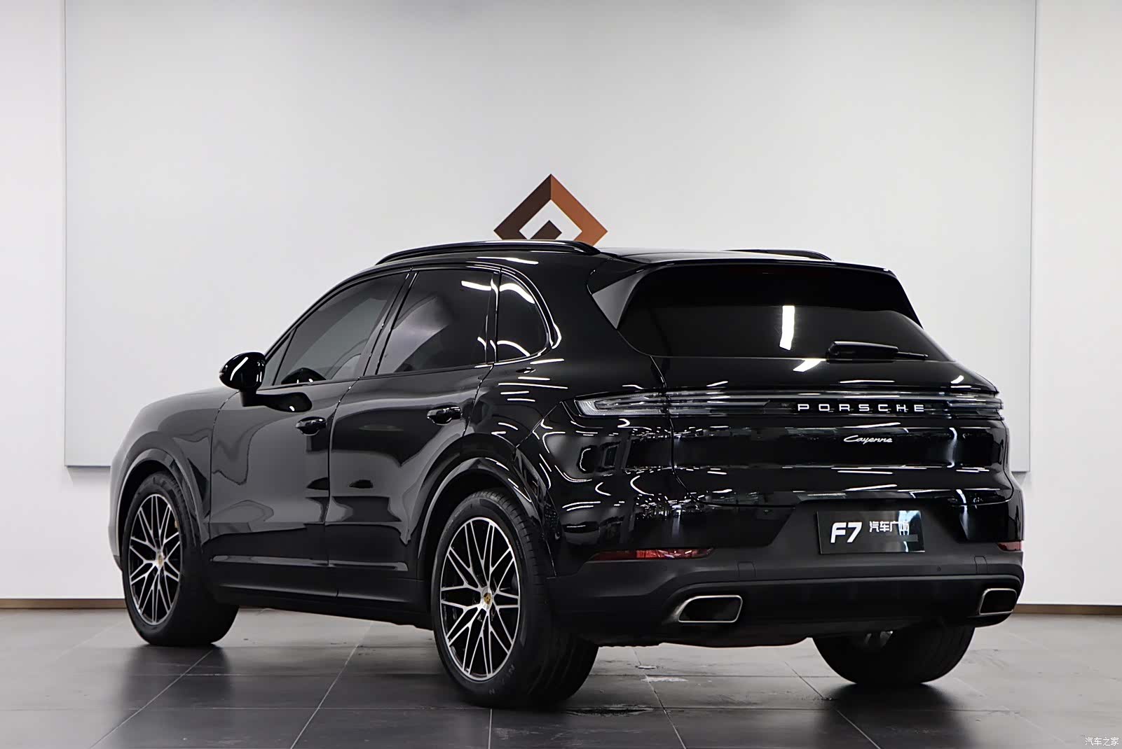 Porsche Cayenne, 2024 4
