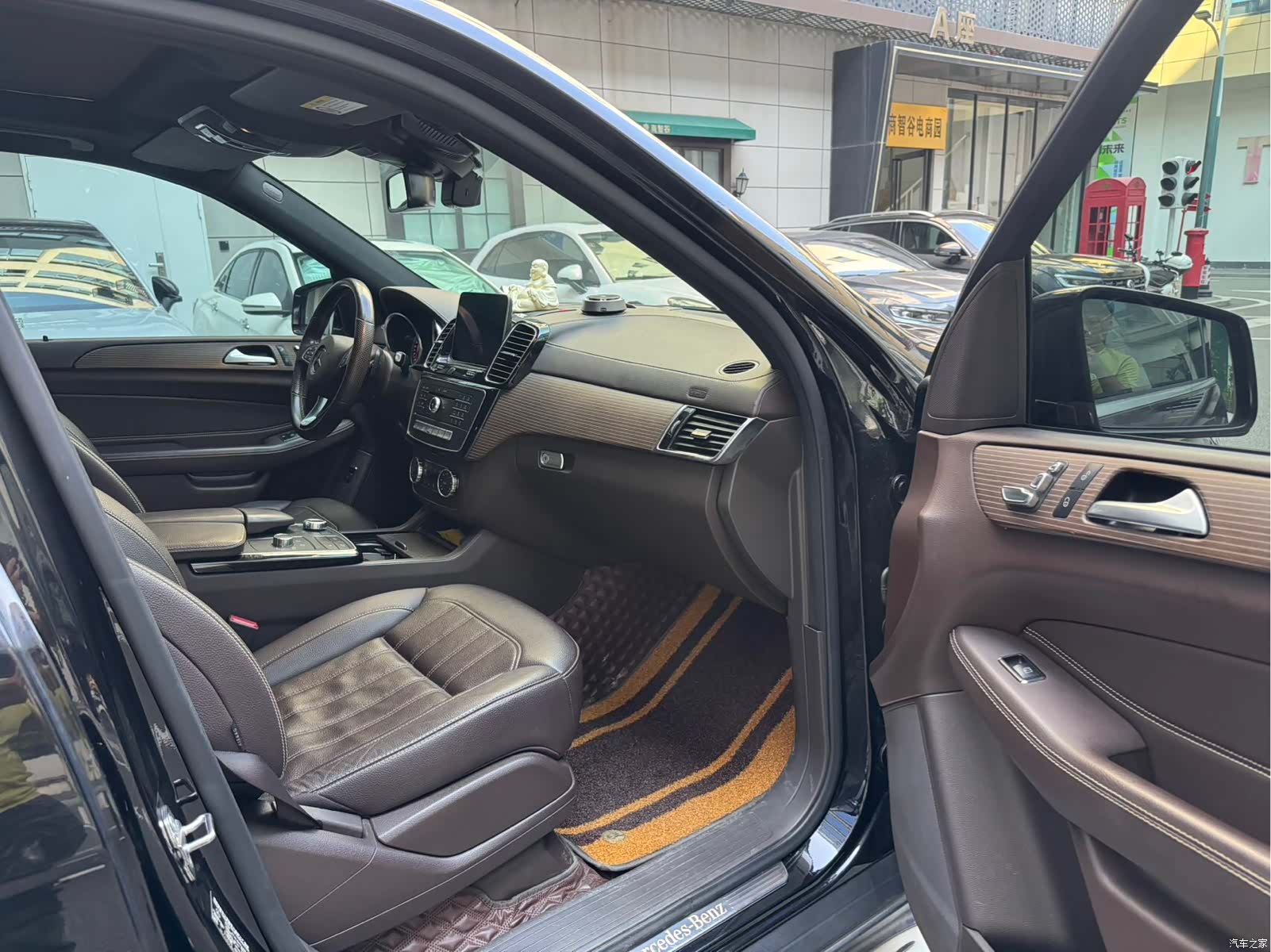 Mercedes-Benz GLE, 2018 6