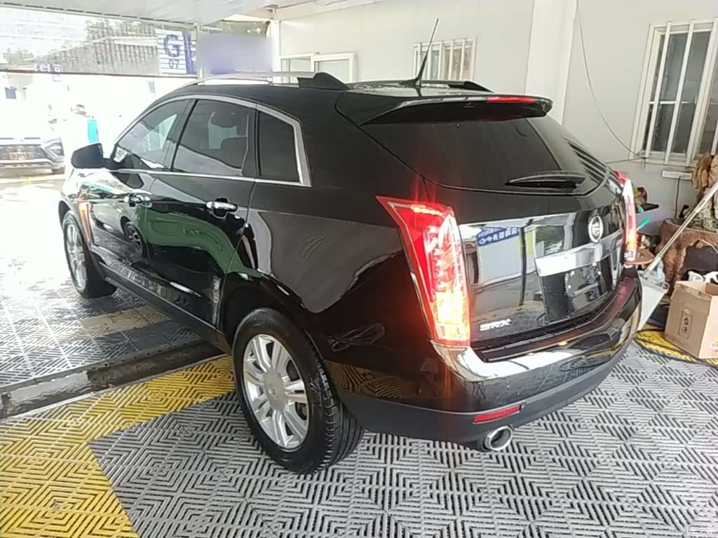 Cadillac SRX, 2016 все фото