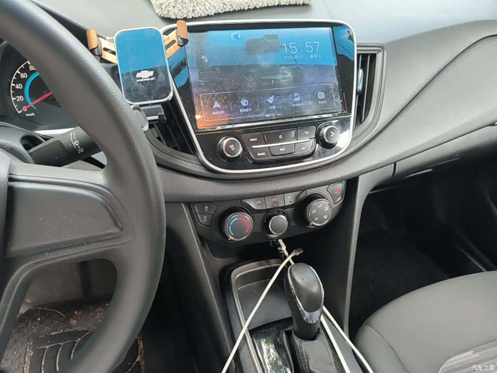 Chevrolet 320, 2019 13