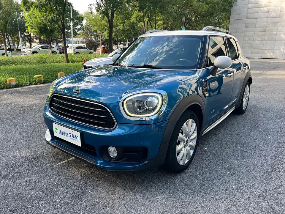 MINI COUNTRYMAN