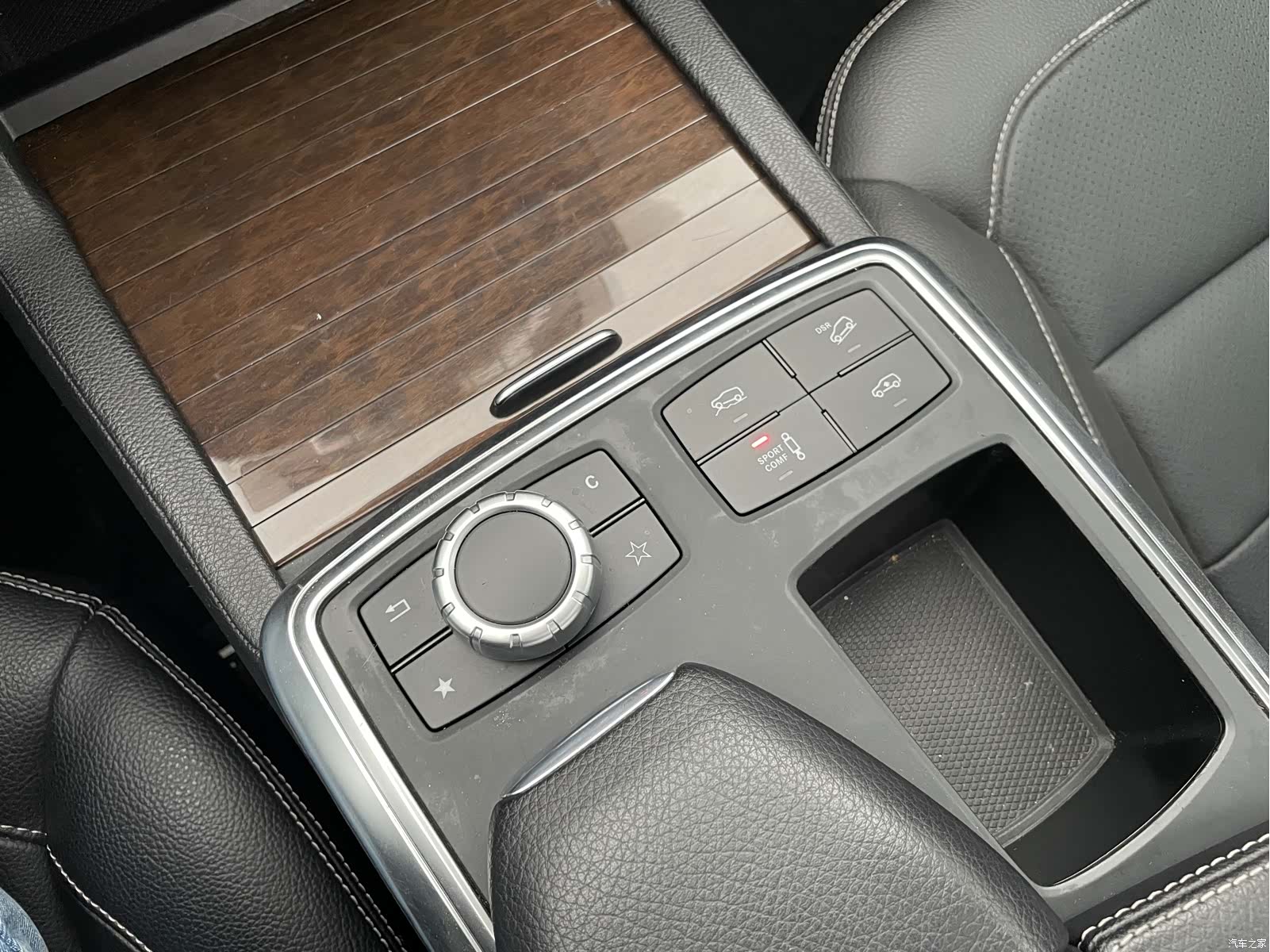 Mercedes-Benz M-Class, 2015 7