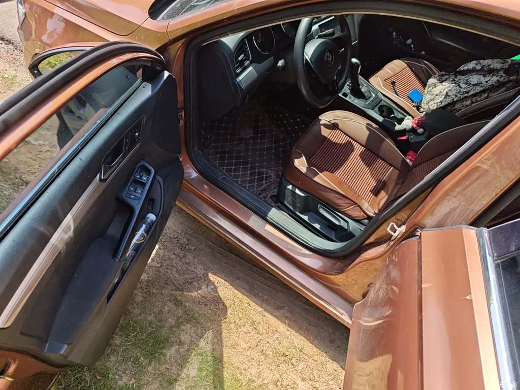Volkswagen Lamando, 2017 14