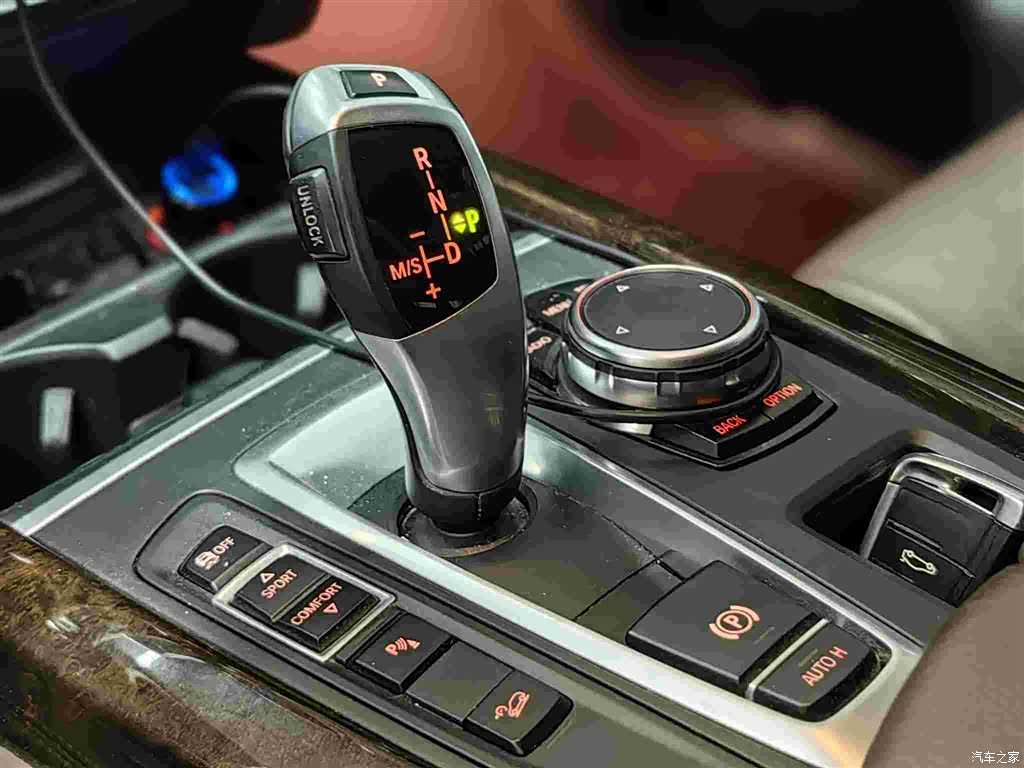 BMW X5, 2017 11