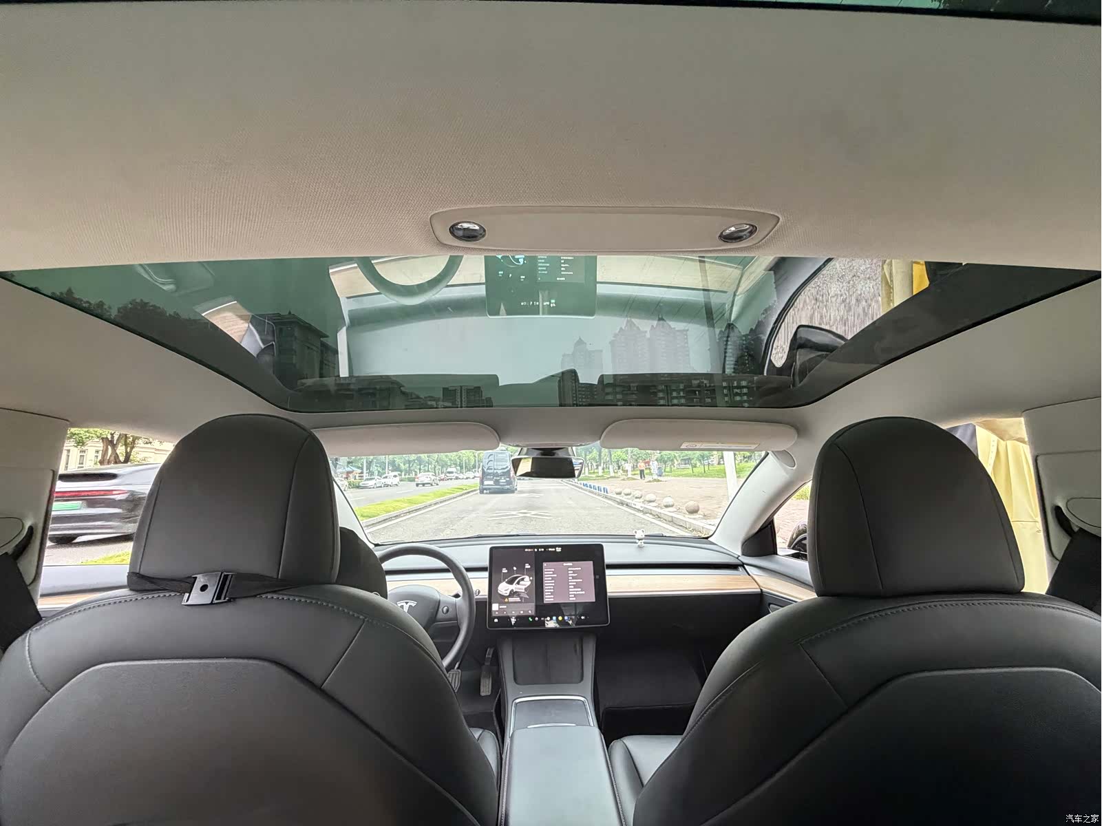 Tesla Model 3, 2023 20