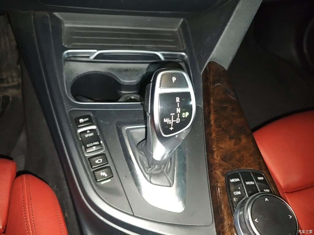 BMW 3 Series, 2018 10