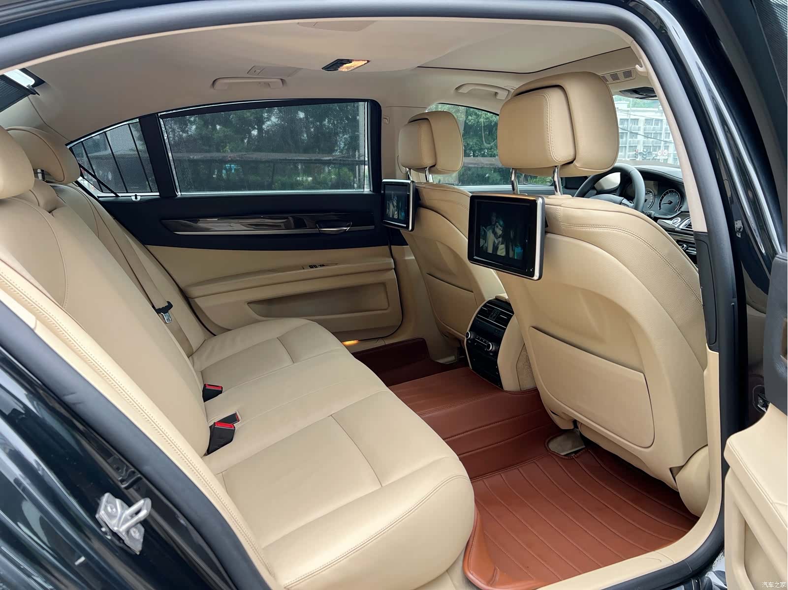 BMW 7 Series, 2014 10