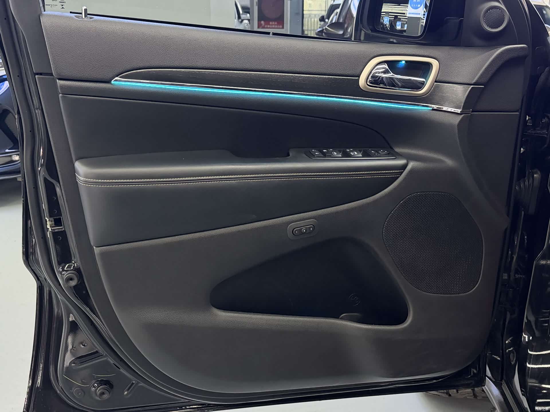 Jeep Grand Cherokee, 2016 все фото