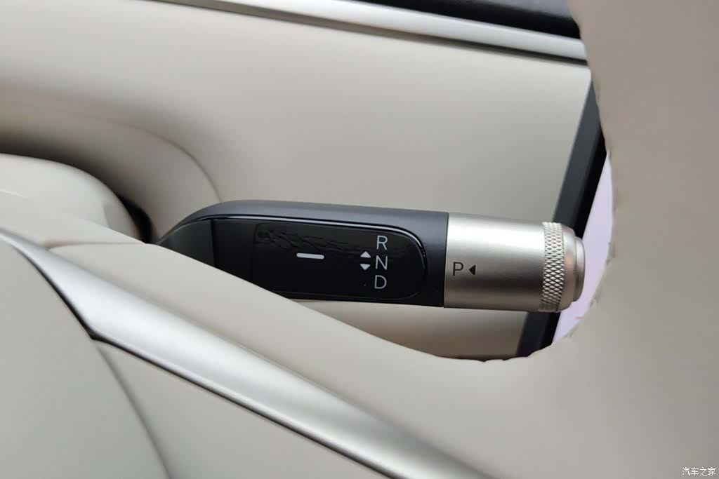 NIO L90, 2025 16