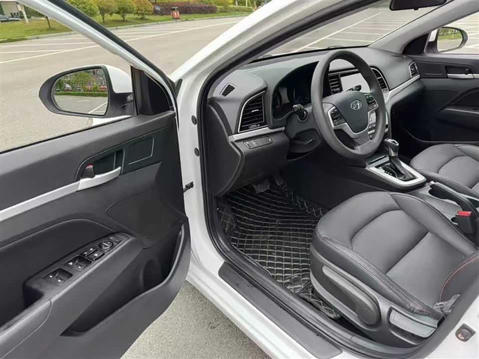 Dongfeng Yichang Car