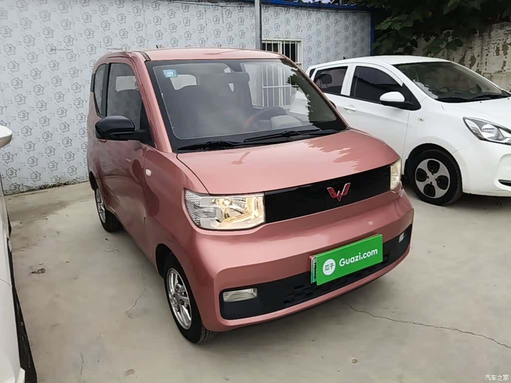 Wuling MINIEV, 2020 4