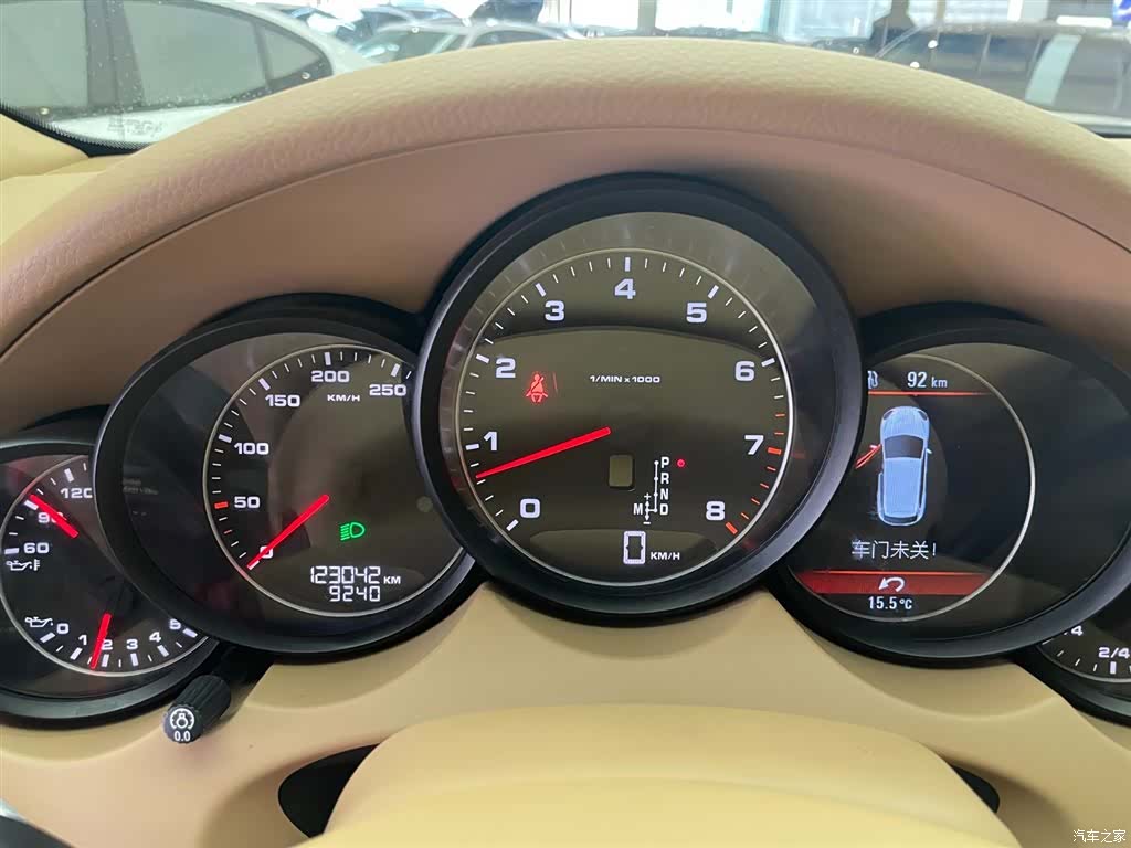 Porsche Cayenne, 2014 16