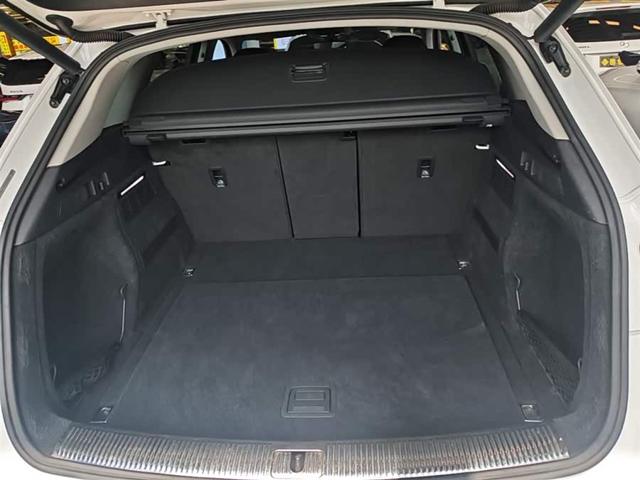 Audi Q5L 2019, фото 19