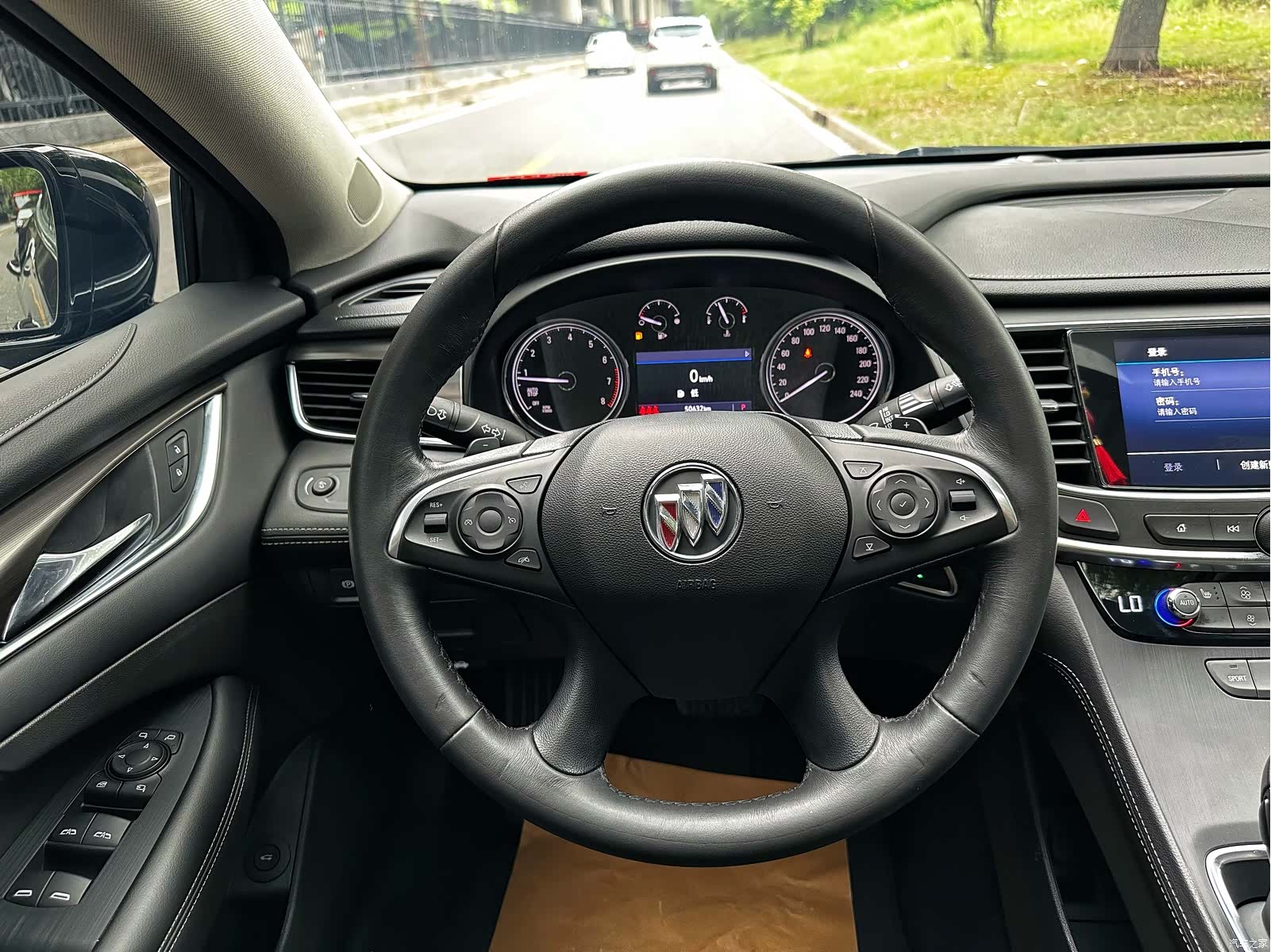 Buick LaCrosse, 2022 13