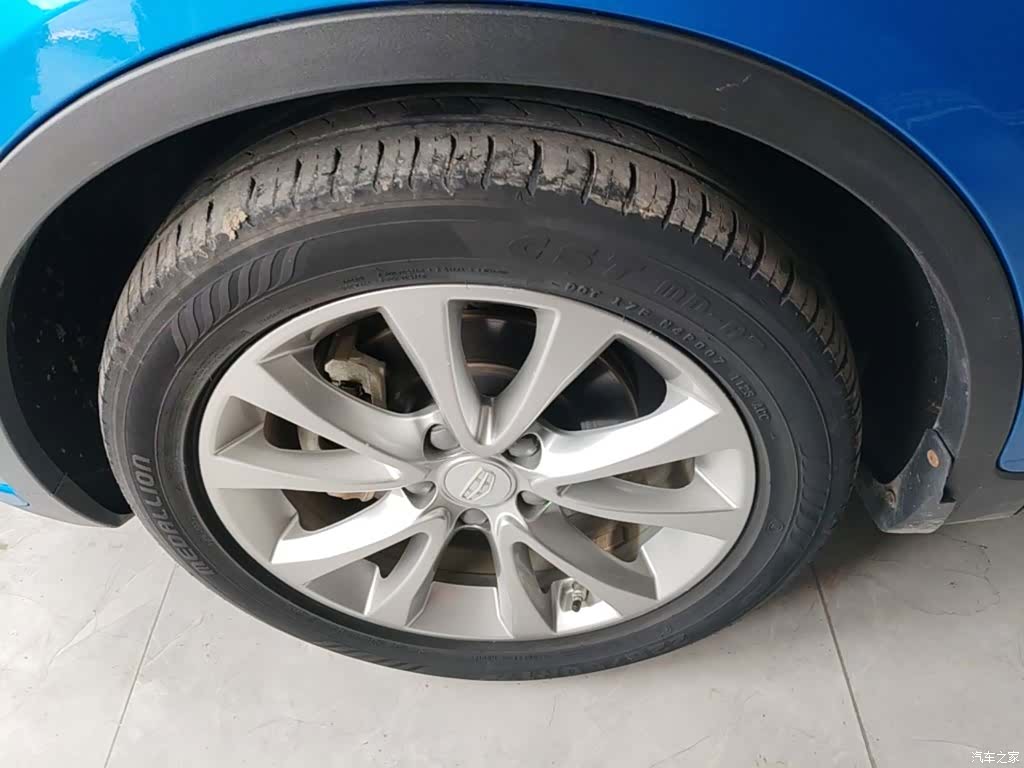 Geely Emgrand, 2017 23