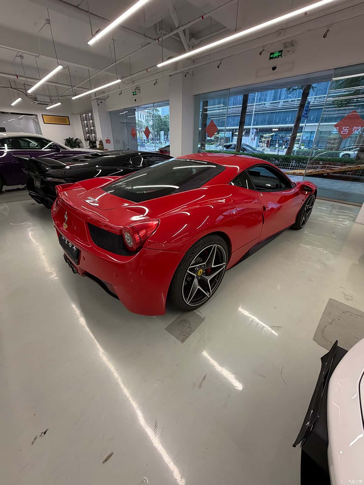 Ferrari 458, 2010 4