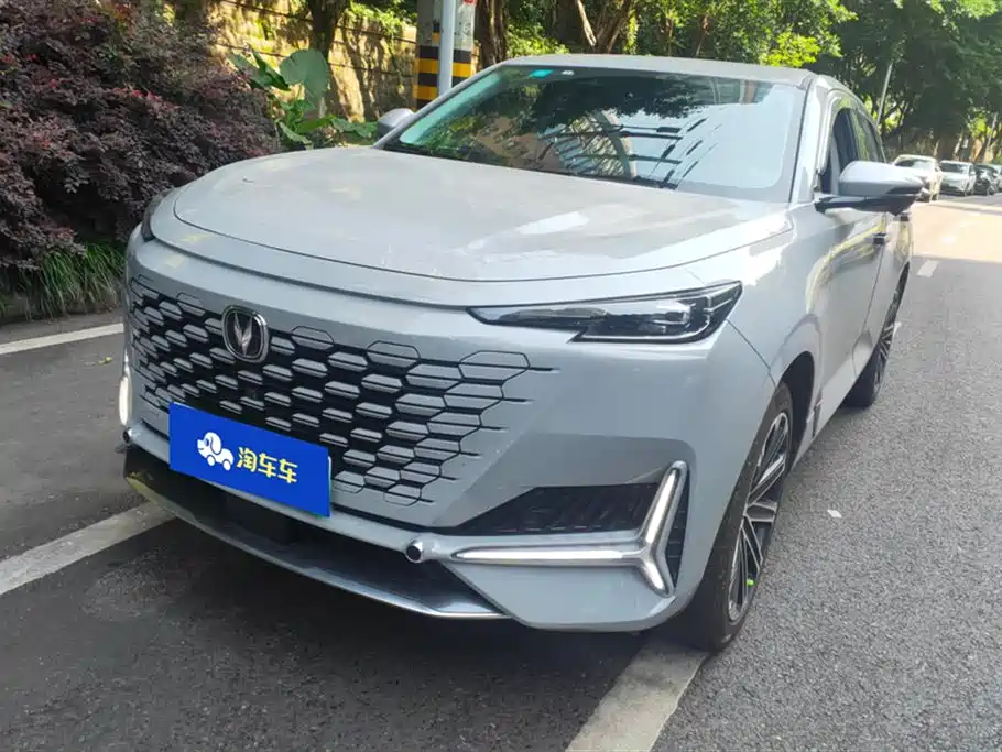 Changan UNI-K Smart iDD