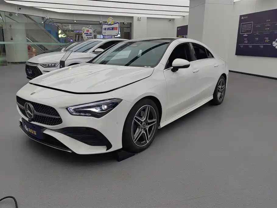 Mercedes-Benz CLA