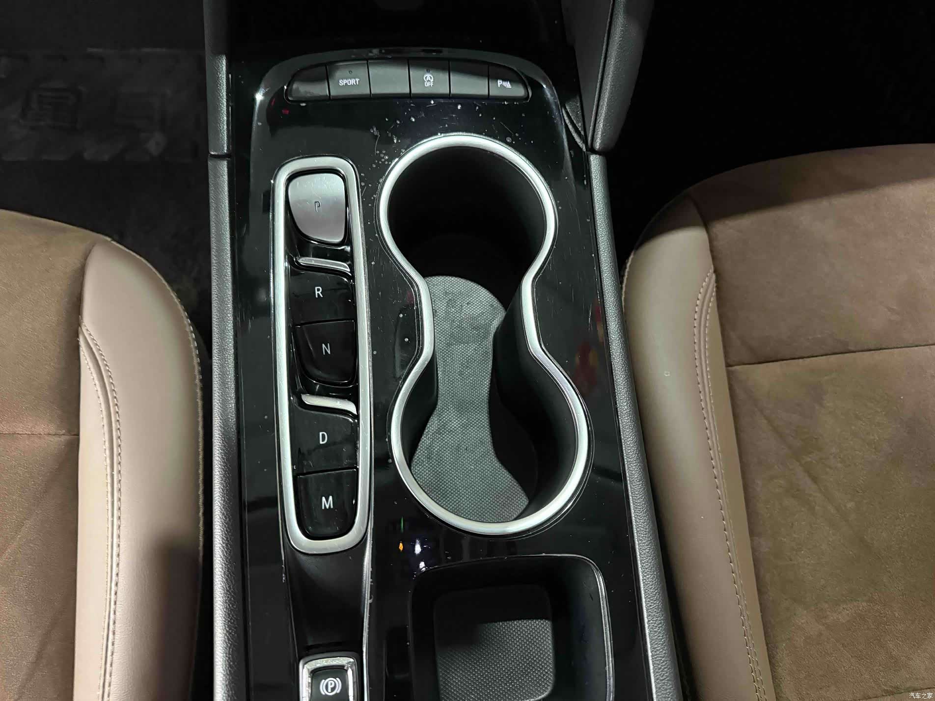 Buick Regal, 2022 10
