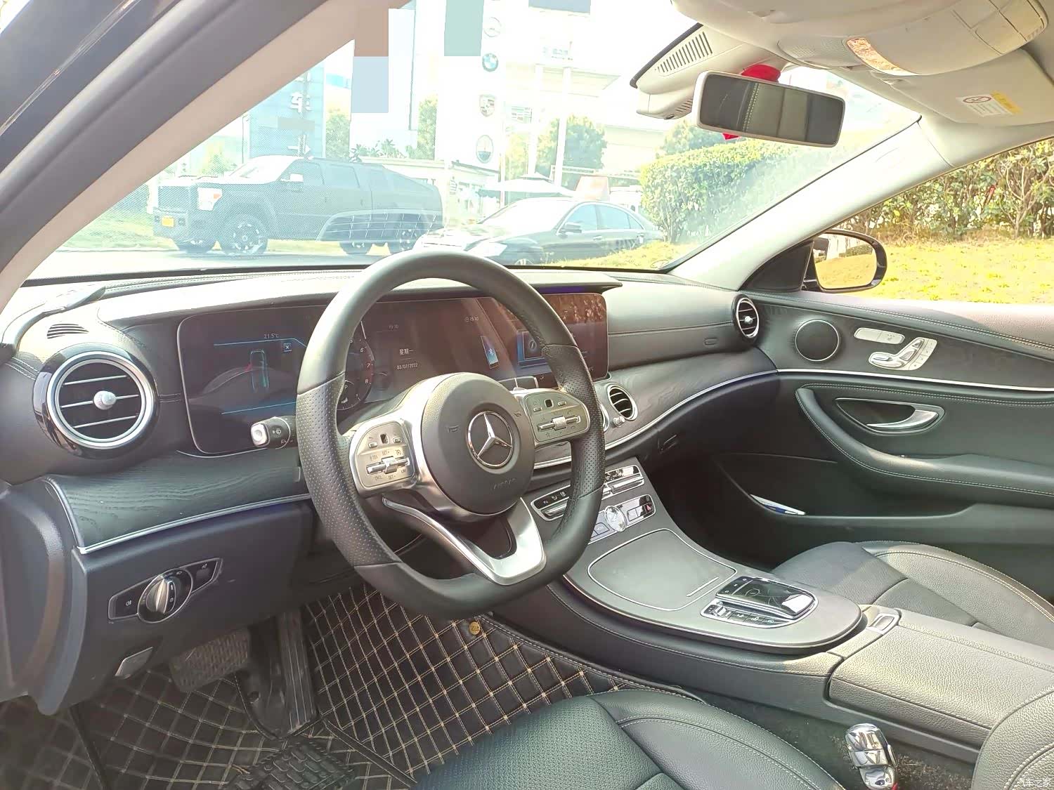 Mercedes-Benz E-Class, 2019 3