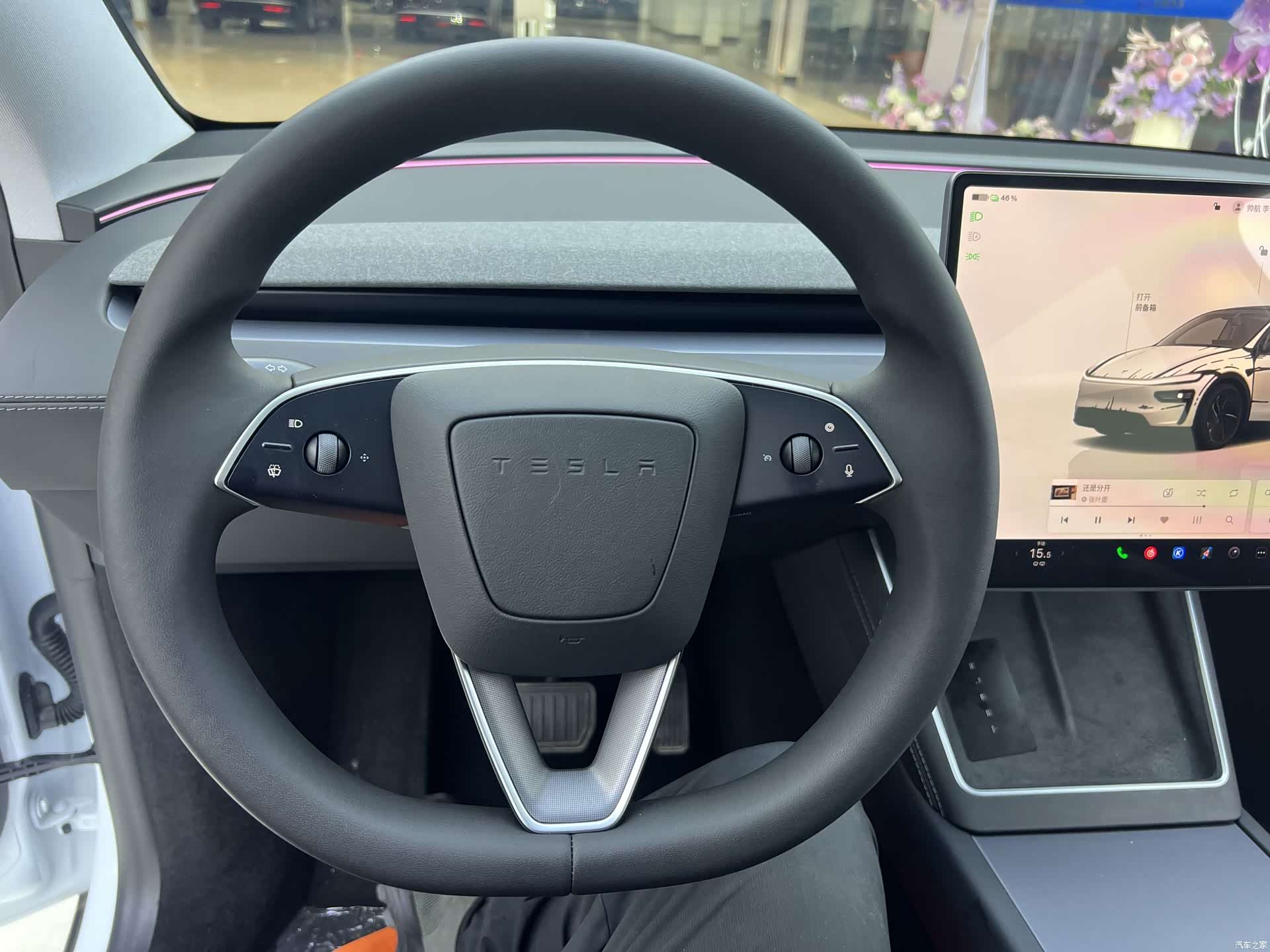Tesla Model Y, 2025 10