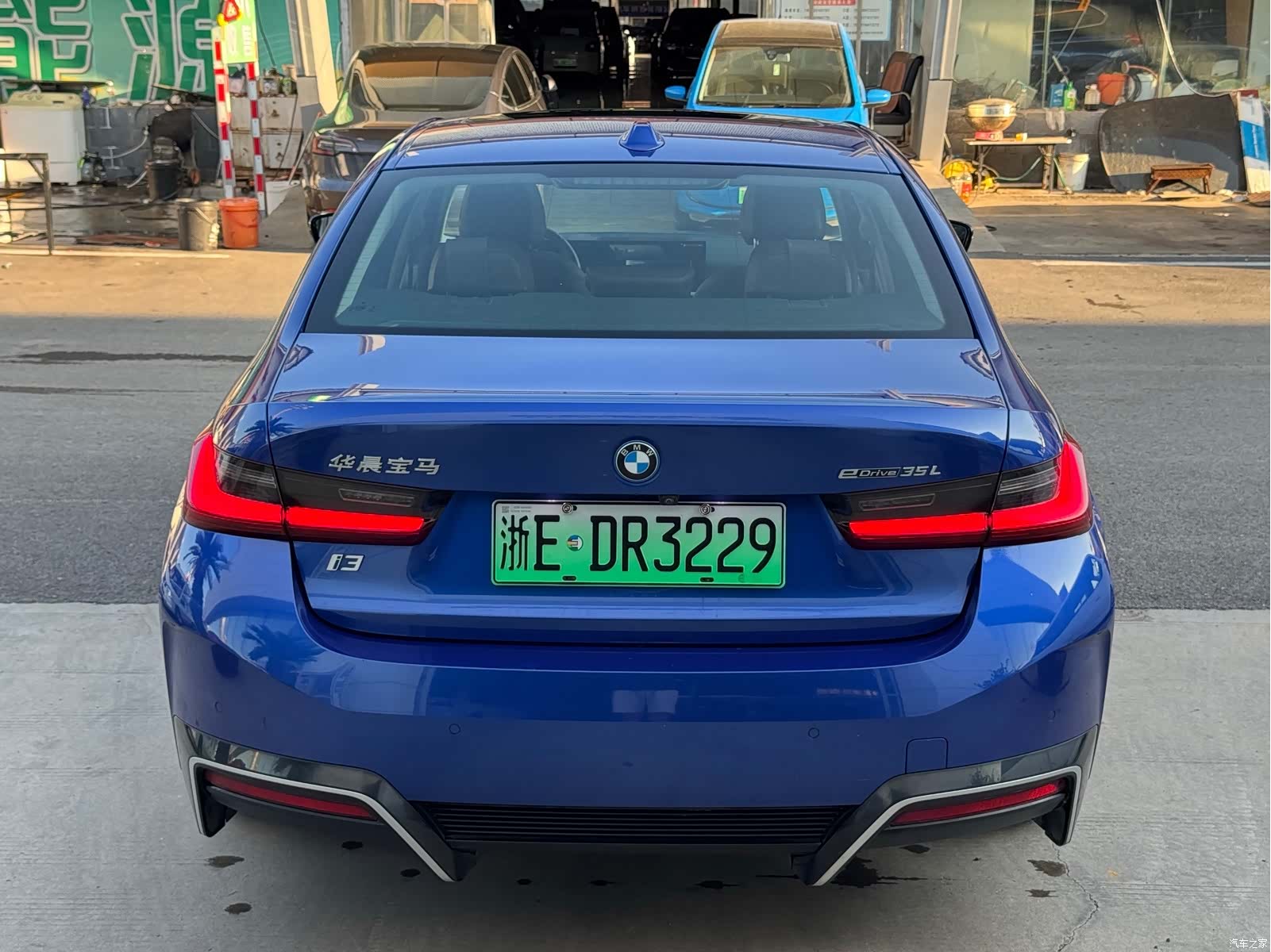 BMW i3, 2022 все фото
