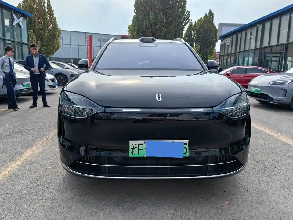 AITO Ask the world M9