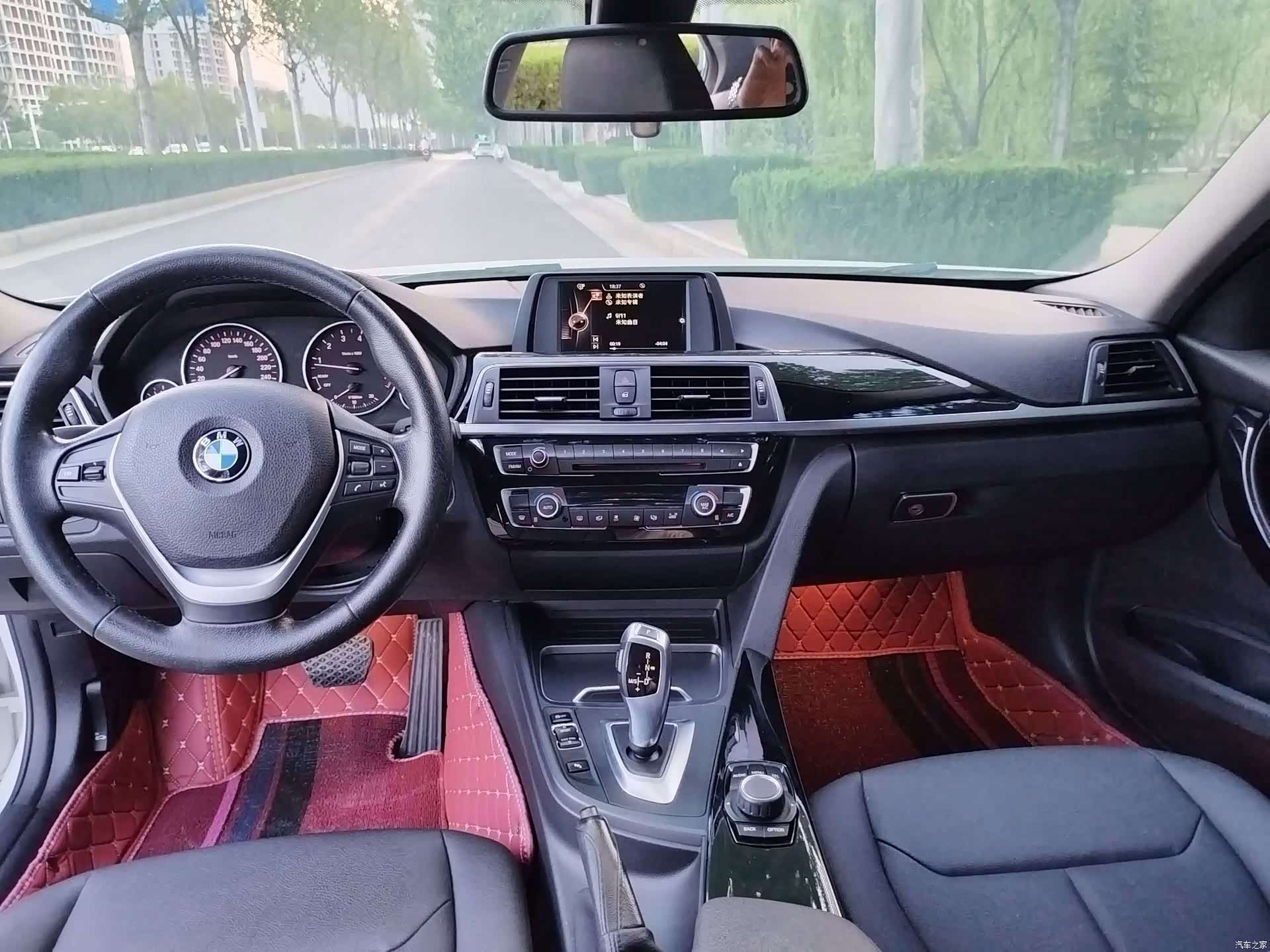 BMW 3 Series, 2016 все фото