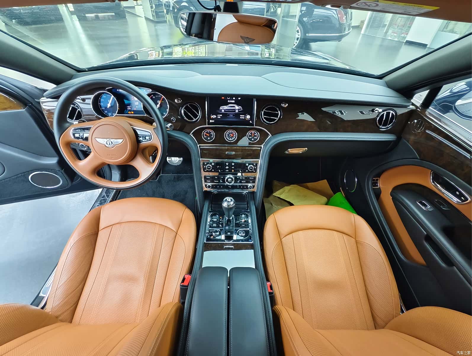 Bentley Mulsanne, 2019 8