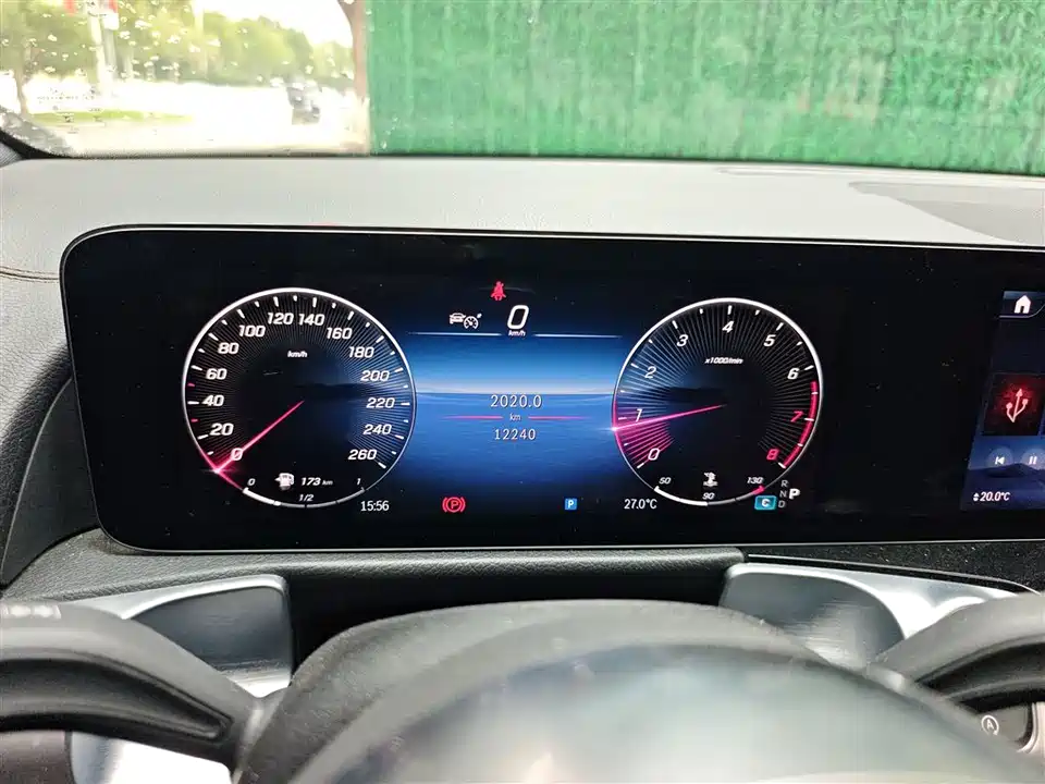 Mercedes-Benz GLB