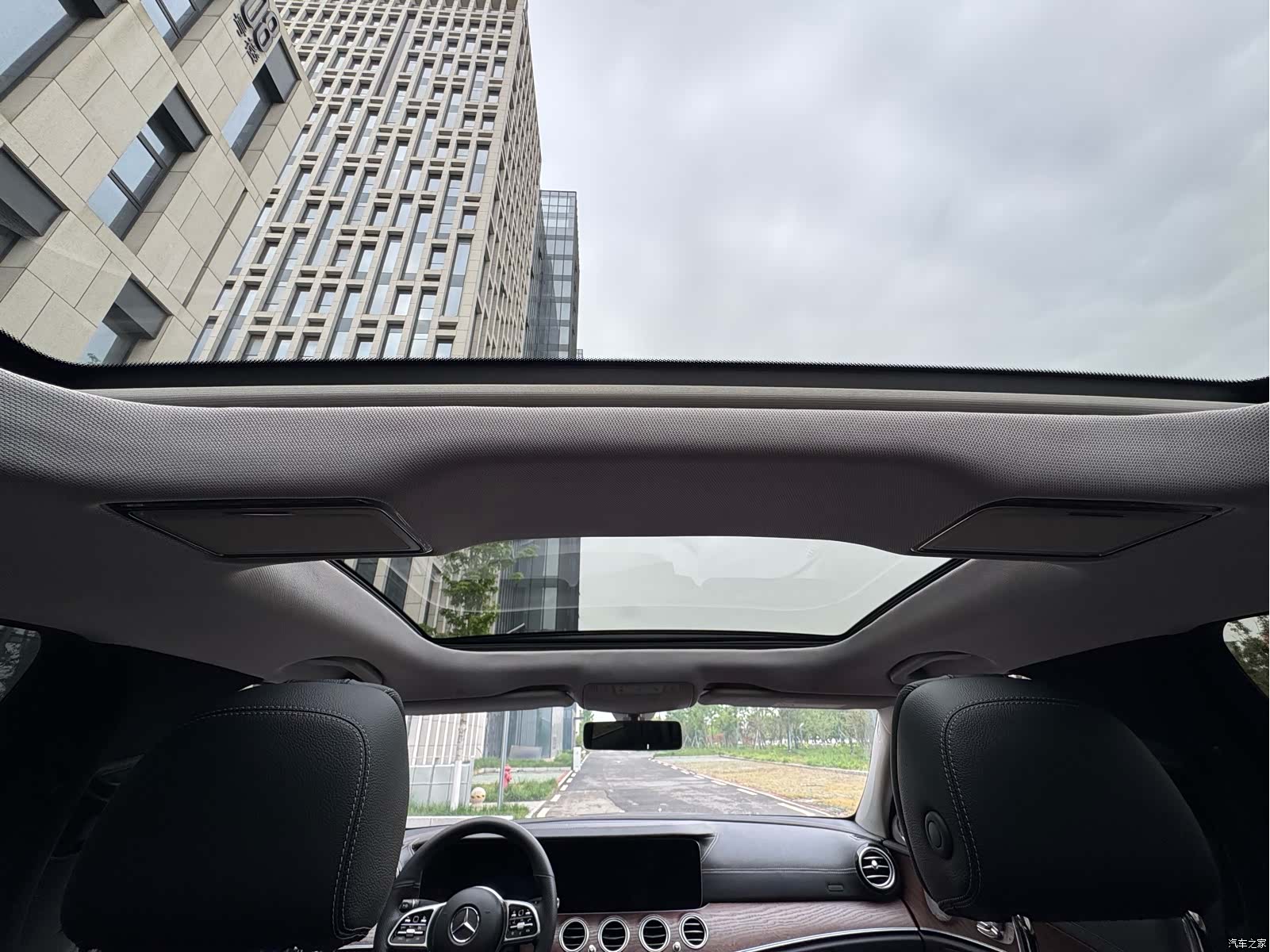 Mercedes-Benz E-Class, 2019 18