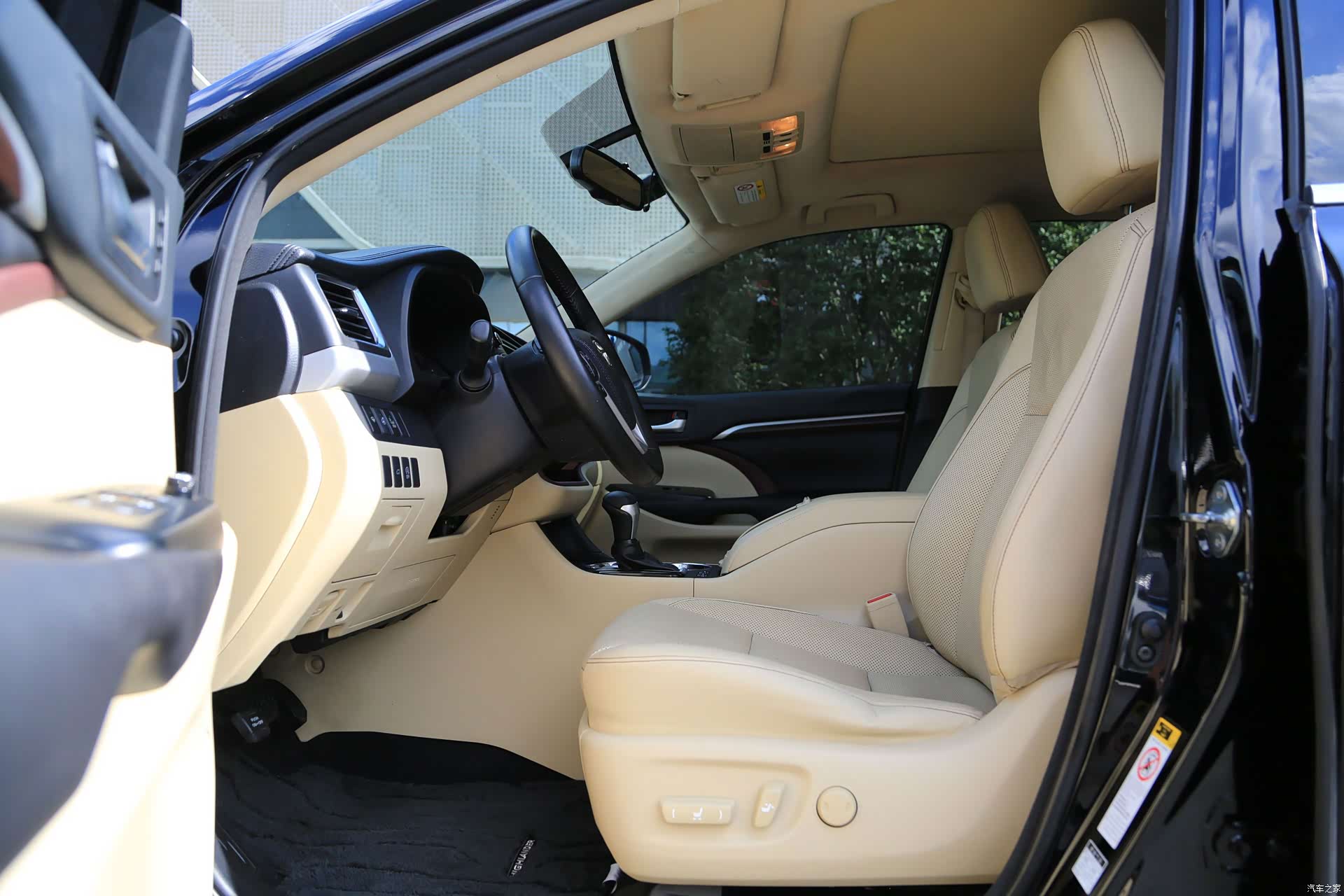 Toyota Highlander, 2015 все фото