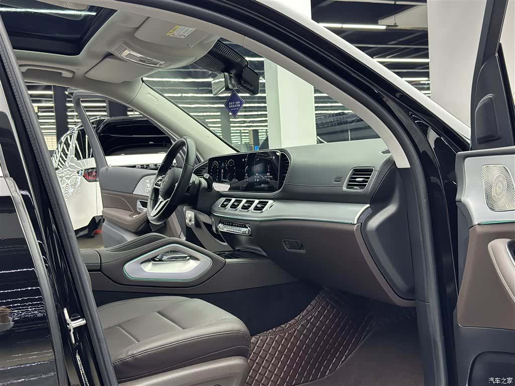 Mercedes-Benz GLE, 2023 10