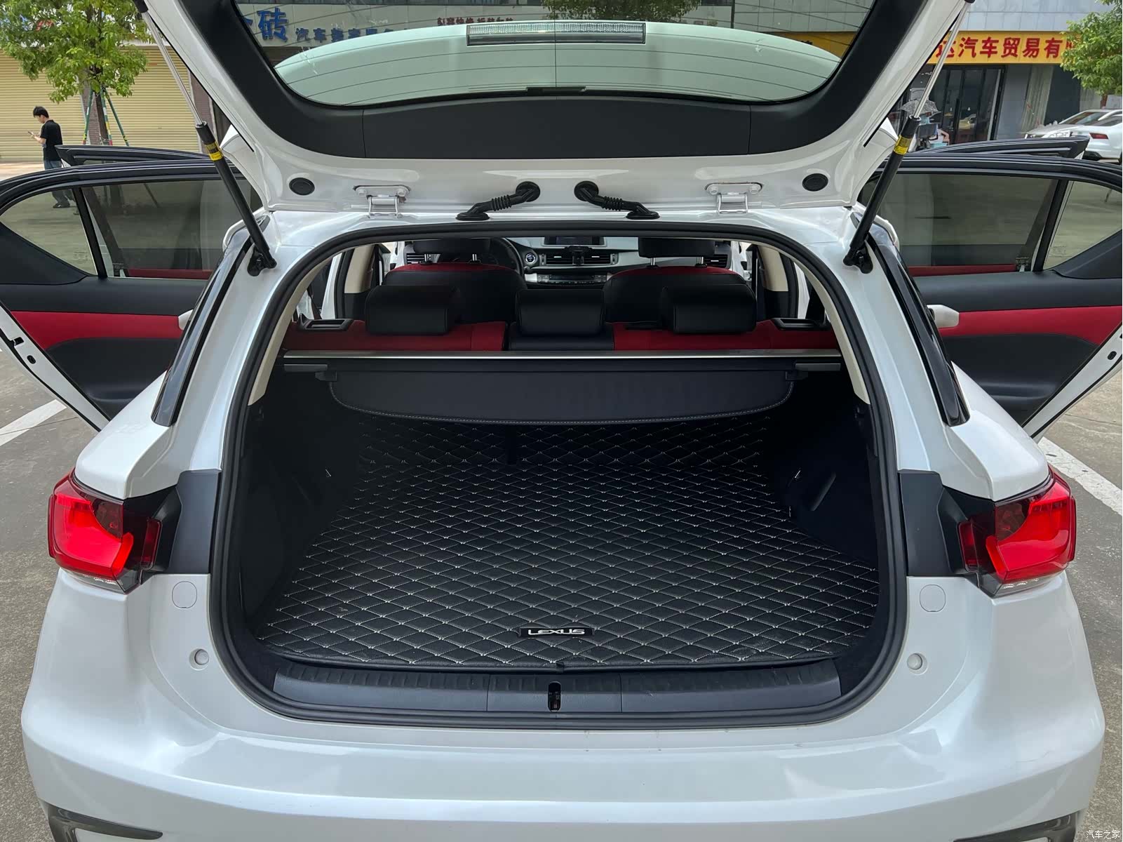 Lexus CT, 2019 12