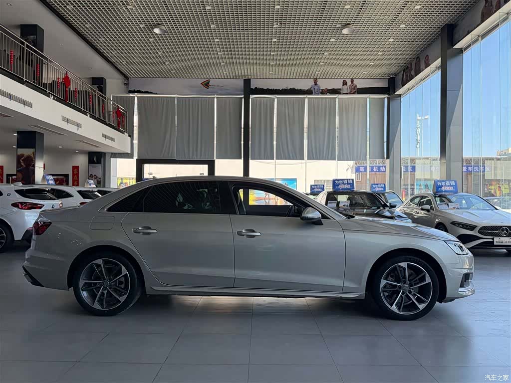 Audi A4L, 2021 4