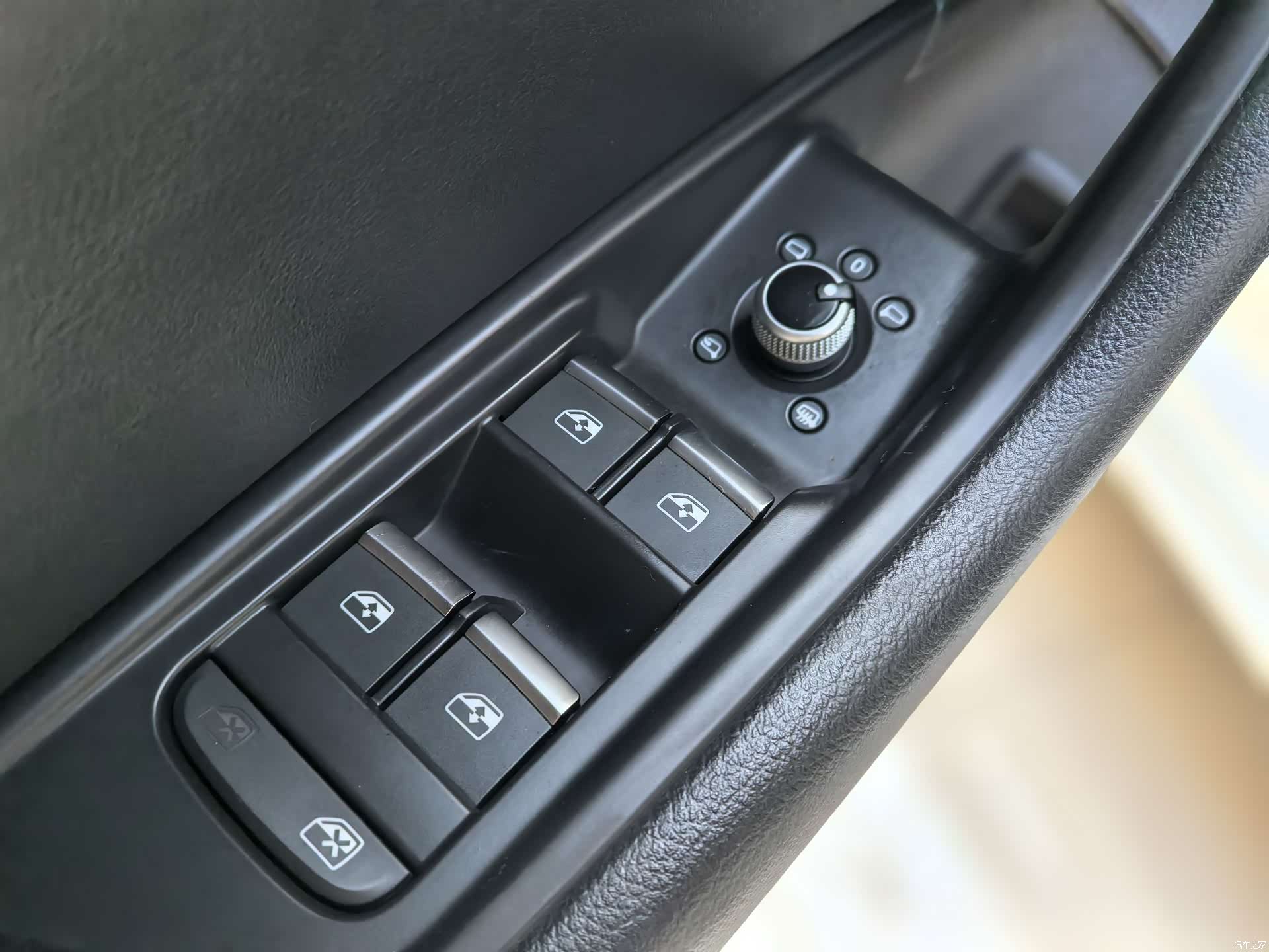 Audi A4L, 2019 8