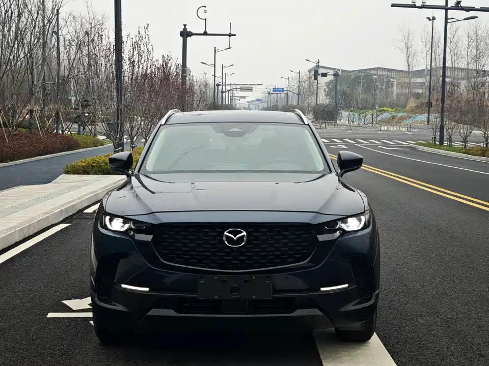 Mazda CX-50 line also