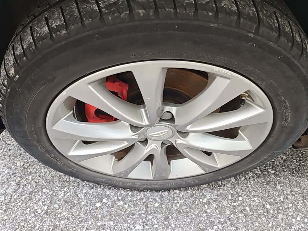 Geely Emgrand, 2018 23